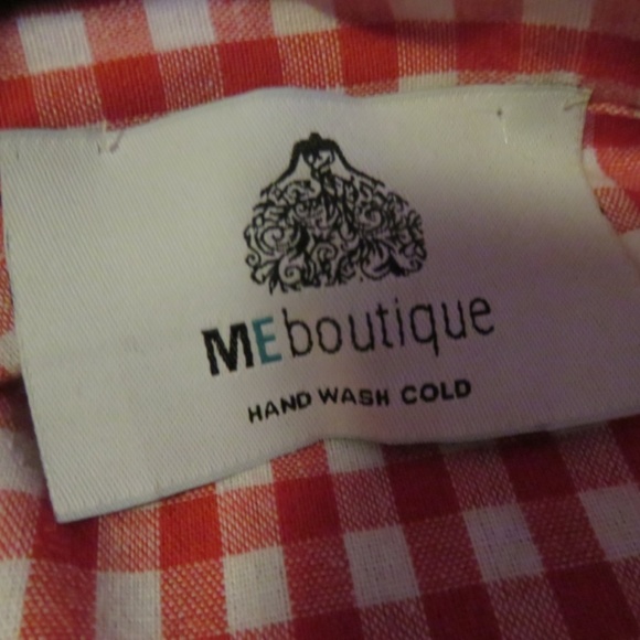 MEBOUTIQUE RED/WHITE CHECK TOP, TIE/FLARE SLEEVE-M - Picture 8 of 8